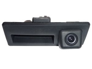 Camera marsarier Volkswagen pe manerul de portbagaj