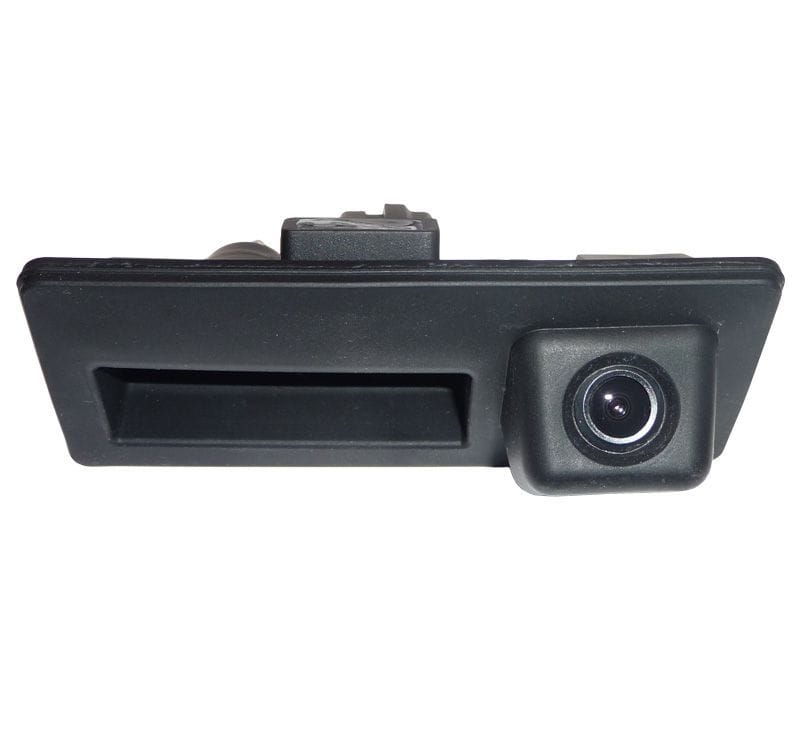 Camera marsarier Volkswagen pe manerul de portbagaj