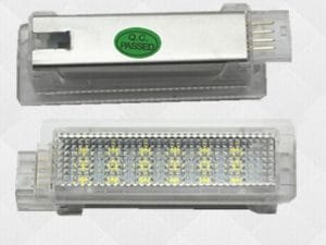 Lampi LED BMW Portiere si Interior BMW F01, F20, F30 Lumina Alba+Rosie Canbus OEM