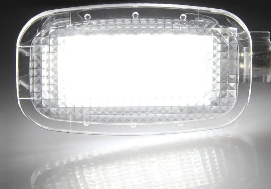 Lampi LED pentru portiere, interior, portbagaj Mercedes-Benz CANBUS