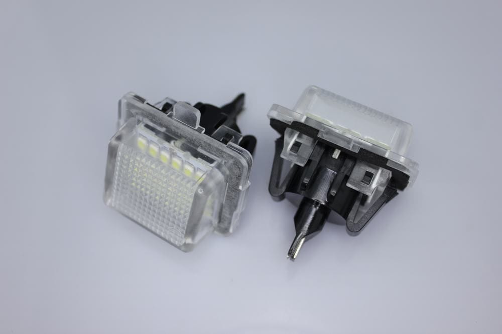 Lampi numar led Mercedes W204, W212, W221, C216, C207 CANBUS OEM
