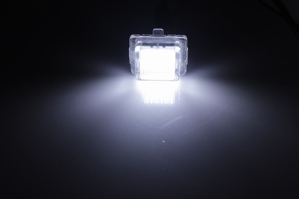Lampi numar led Mercedes W204, W212, W221, C216, C207 CANBUS OEM