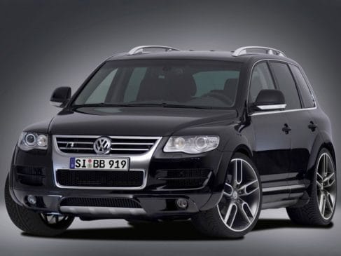 VOLKSWAGEN TOUAREG Detalii faruri montate din fabrică includ halogenuri H7 / H9 și faruri bi-xenon D1S / H7 realizate de Hella.