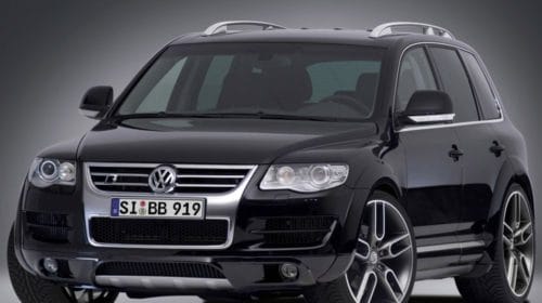 VOLKSWAGEN TOUAREG Detalii faruri montate din fabrică includ halogenuri H7 / H9 și faruri bi-xenon D1S / H7 realizate de Hella. 