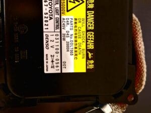 Balast Xenon Koito Denso 86967-52021 original pentru faruri Toyota și Lexus, compatibil becuri D4S și D4R - ledauto.ro